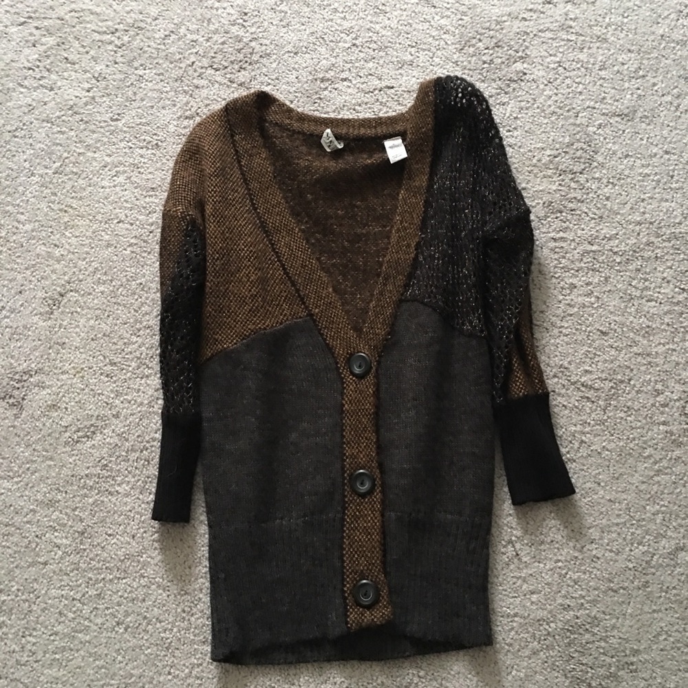 Bke sweater